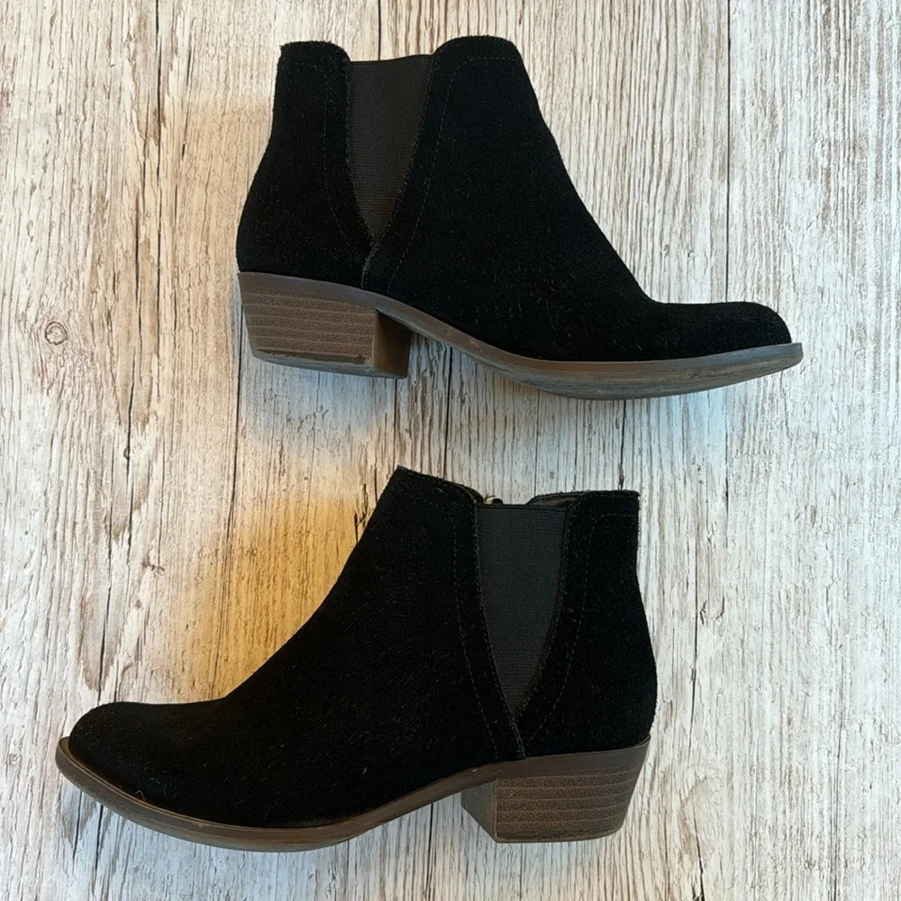 Kenzie Gazelle Black Suede Ankle Booties size 7 - Picture 5 of 8